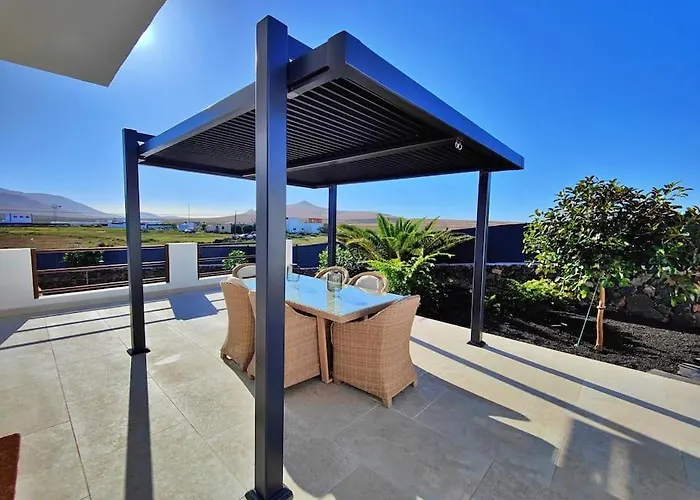 Villa No 2. Stunning 4-bedroom With Large Pool