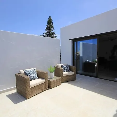 Villa No 2. Stunning 4-bedroom With Large Pool *