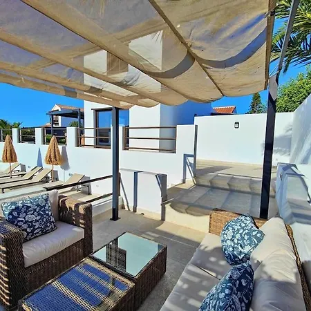 Villa No 2. Stunning 4-bedroom With Large Pool *