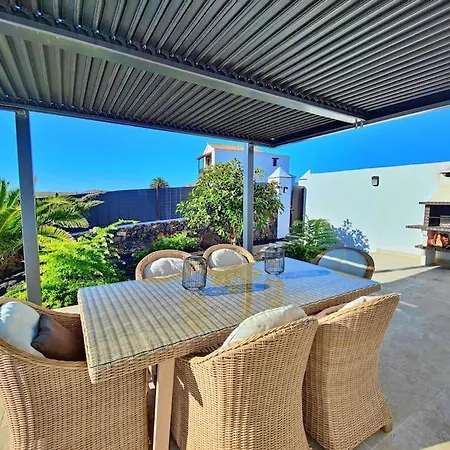 No 2. Stunning 4-bedroom With Large Pool Villa *