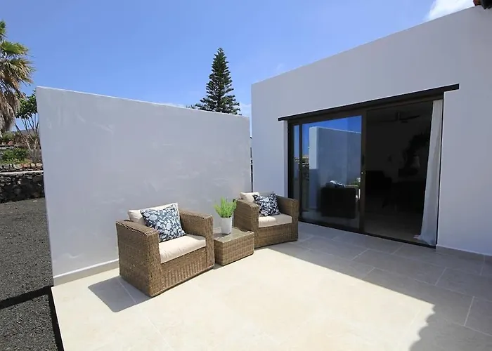 Vila No 2. Stunning 4-bedroom With Large Pool *