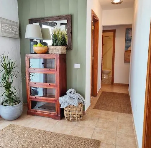 Vila No 2. Stunning 4-bedroom With Large Pool