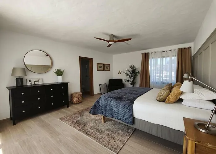 Vila No 2. Stunning 4-bedroom With Large Pool *