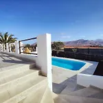 No 2. Stunning 4-bedroom With Large Pool 빌라 라 올리바