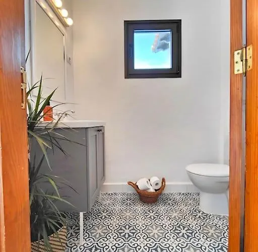 别墅 No 2. Stunning 4-bedroom With Large Pool